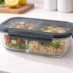 Rectangular glass meal prep container with 2 compartments and airtight locking lid, 1380ml borosilicate glass food storage box
