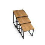 SET OF 3 NESTING SIDE TABLES WOOD TOP METAL FRAME - Brown