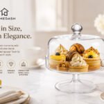 cake stand with clear dome cover, gold rim accents, decorative crystal-style knob, and elegant dessert display design, 17 cm diameter.