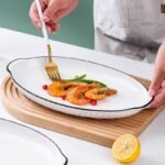 Oval Serving Platter with Black Rim 32.5 cm