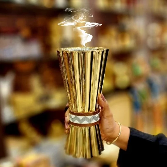 GOLD OUD BURNER WITH GEOMETRIC BAND 24 CM