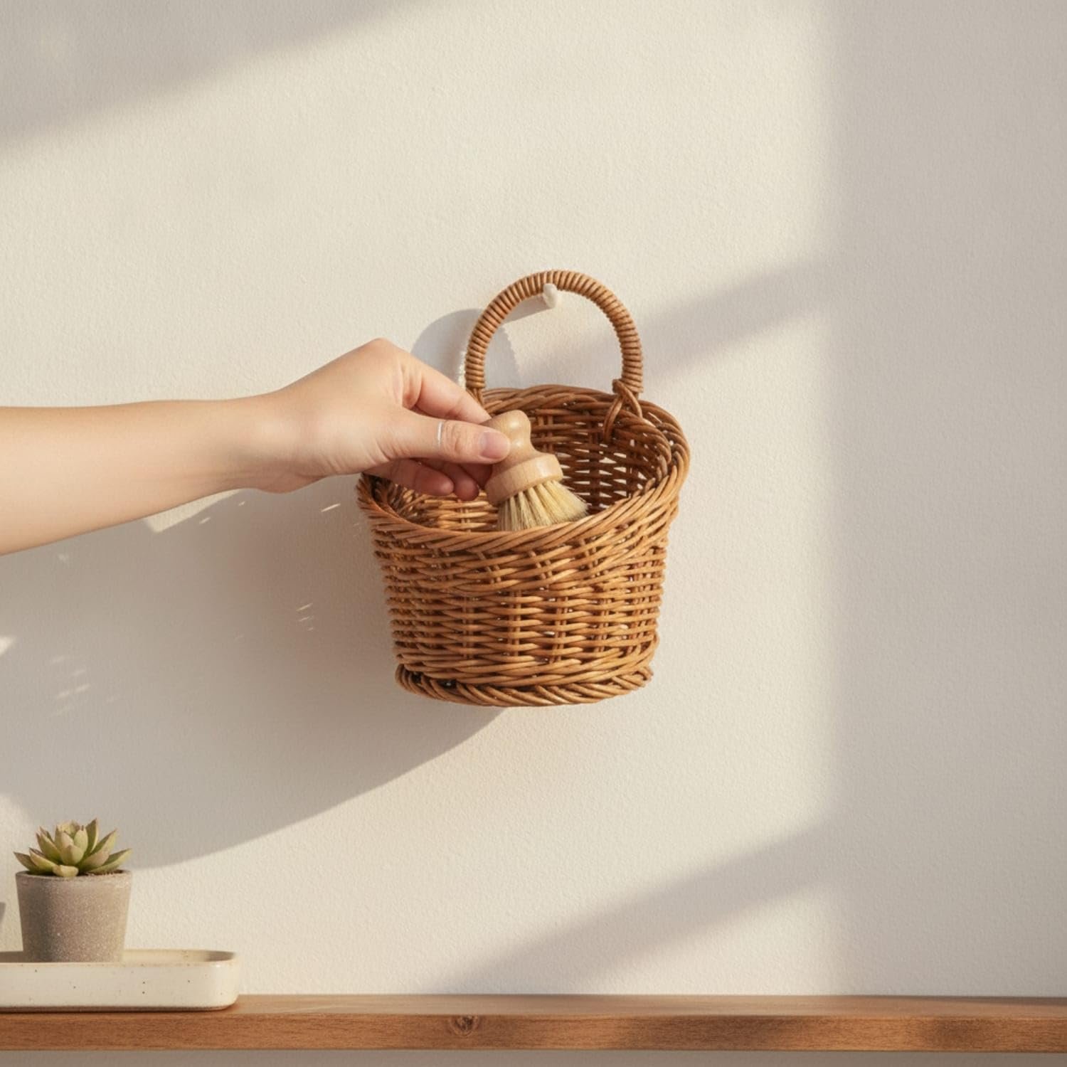 SMALL WOVEN HANGING WALL BASKET FOR STORAGE - Image 4