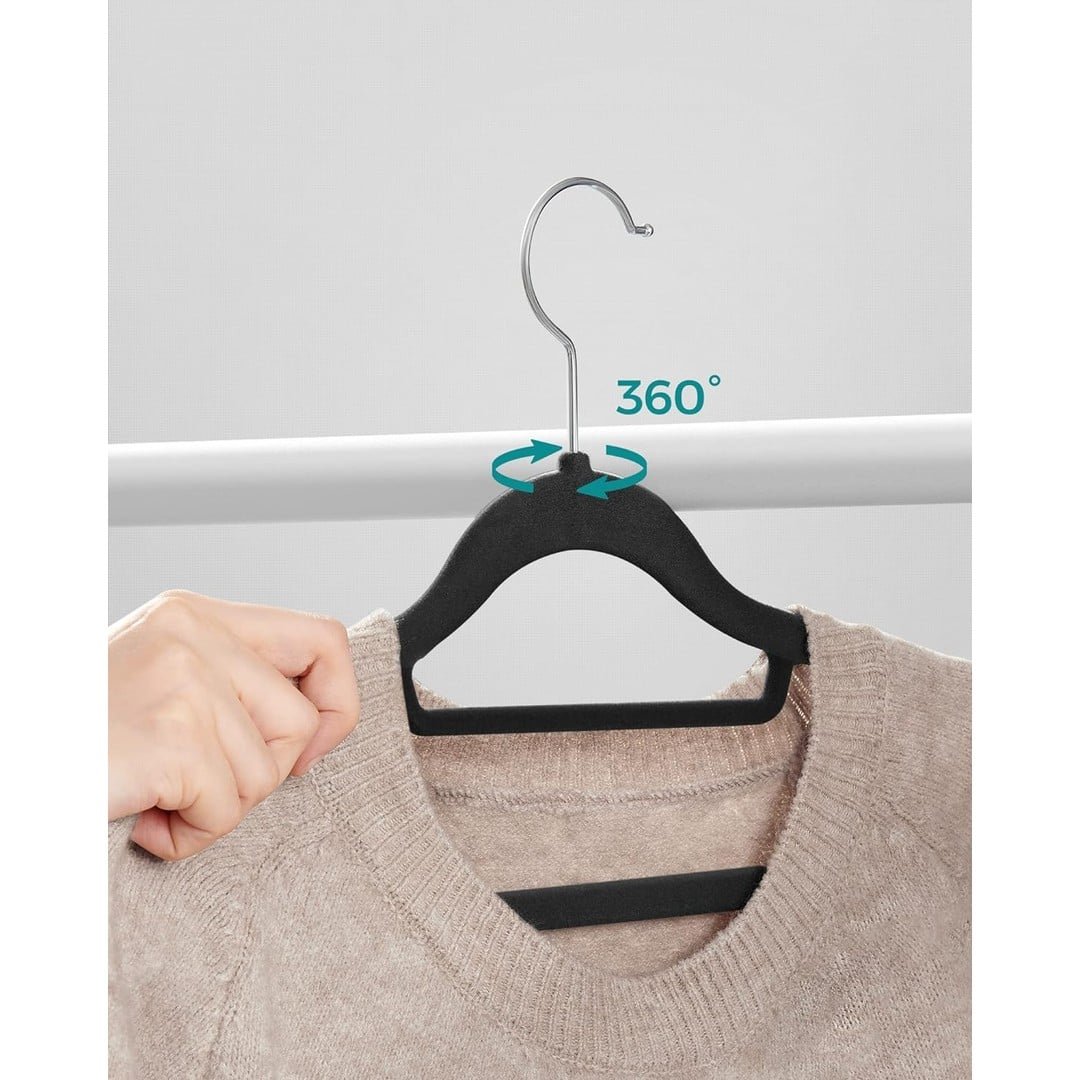 SET OF 5 NON-SLIP VELVET CLOTHES HANGERS BLACK - Image 5