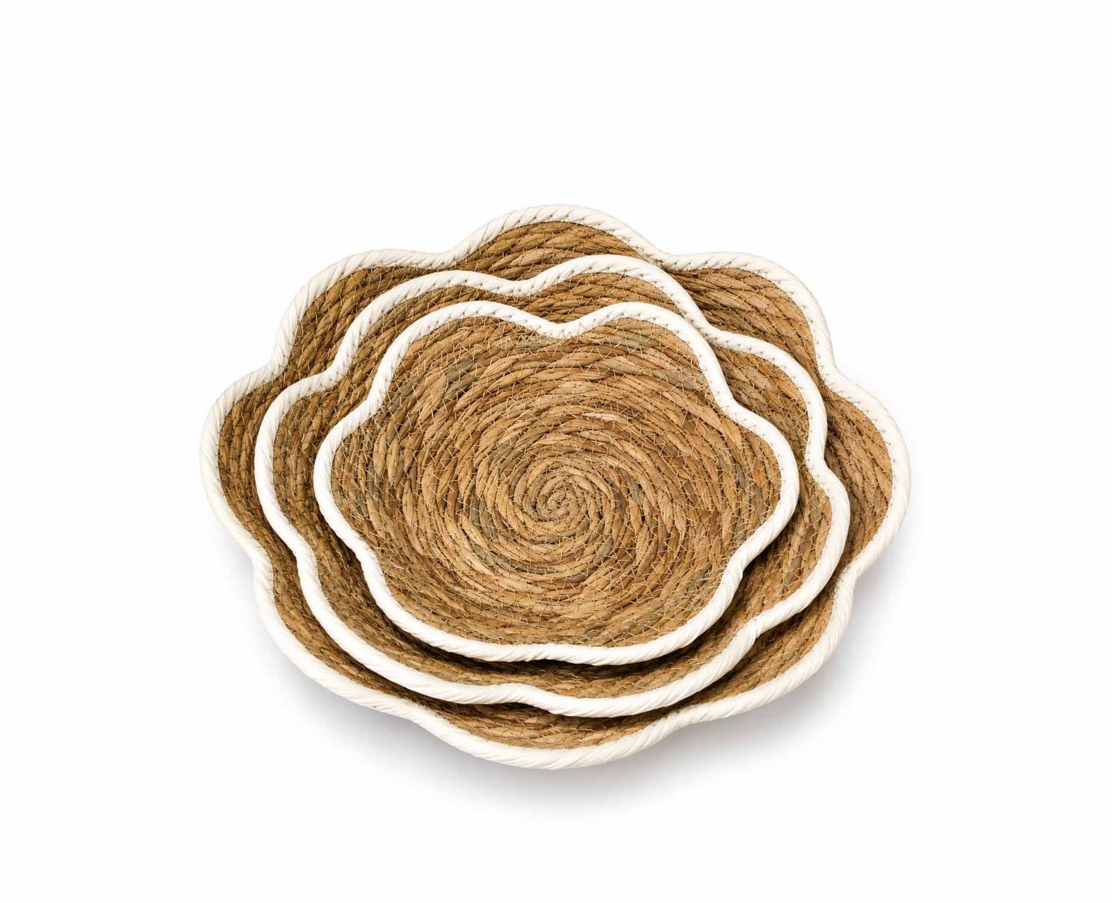 WOVEN SEAGRASS SCALLOPED BASKETS SET OF 3